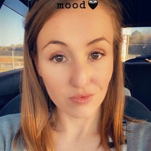 Meet your Posher, Krystal